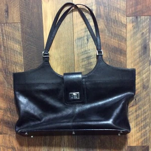 Bolso de hombro de cuero negro A. Gianetti bolsillos de cierre magnético (J) - Imagen 1 de 6