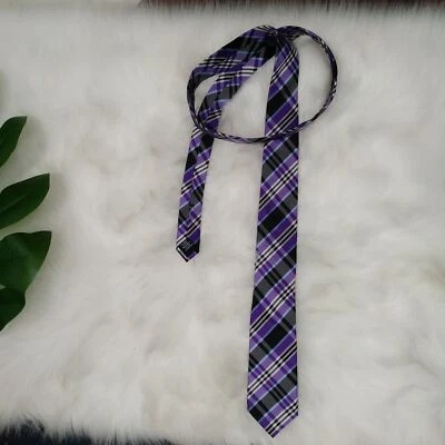 Corbata de cuello acanalada a cuadros negra púrpura seda Ben Sherman Foto 1 de 4
