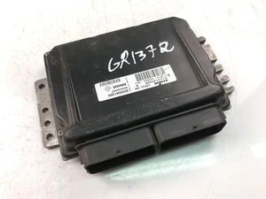 GR1372 RENAULT Control Unit ECU 8200061269 S110130328A - Picture 1 of 4