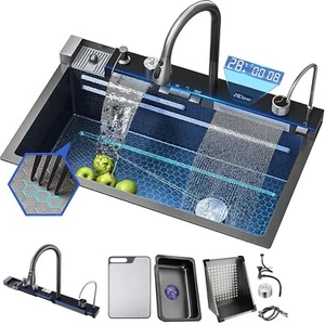 Rubinetto da cucina a cascata da incasso a LED in acciaio inossidabile - Foto 1 di 21