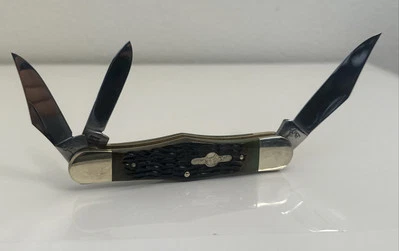 German Bull Rare Vintage Peanut Stag Pocket Knife 3 blade 5” closed - Image 1 of 4