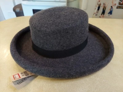 NWT Vintage Amanda Smith Gray Wool Felt Hat with Black Band Made in Italy 21.5" - Image 1 of 4