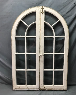 Antiguo par de ventanas abatibles de vidrio con arco en mal estado 9 Lite de colección 16x48 antiguas 1304-25B Foto 1 de 4