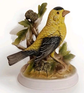 Figura Canaria Feinck Oro Porcelana Fina Elegante Coleccionable De Colección - Imagen 1 de 6