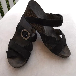 Dansko Suzie Womens Black Wedge Sandals With Buckle Strap Sz 41 7.5 8 - Picture 1 of 9