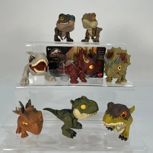 Jurassic World Snap Squad Mini Dinosaurio Paquete x8 Campamento Cretácico Triceratops - Imagen 1 de 6