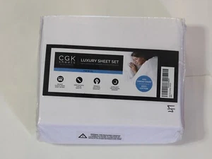 CGK Linens Twin XL Flat Sheet, Fitted Sheet, 1 Pillowcase White NEW - Picture 1 of 2