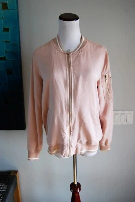 Chaqueta de bombardero Harlowe & Graham Olive pequeña  Foto 1 de 4