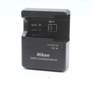 Cargador rápido original Nikon MH-23 para D8000 D40 D40X D60 D3000 D5 D5000 - Imagen 1 de 2