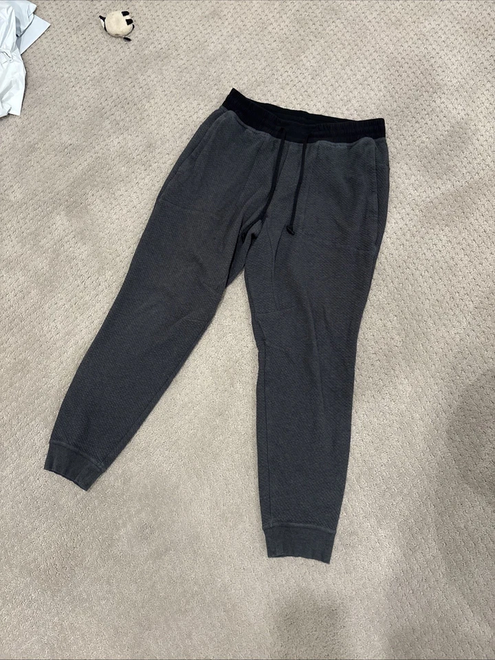 Pantalones de chándal Lululemon para hombre L At Ease texturizados doble punto gris - Ver fotos Foto 1 de 4