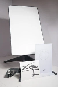 Zestaw anteny satelitarnej Starlink V2 z routerem - wtyczka UTA-212 i UTR-211 EURO - Zdjęcie 1 z 11