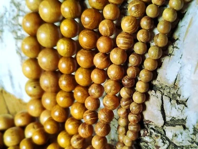 😏 Goldenes Sandelholz Kugeln 4, 6, 8 & 10 mm Holzperlen für Mala, Kette +++ 😉 - Bild 1 von 2