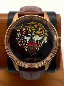 Reloj Ed Hardy de 45 mm con correa de cuero marrón con logotipo de cabeza de tigre para hombre ZE-TG 0497 - Imagen 1 de 9