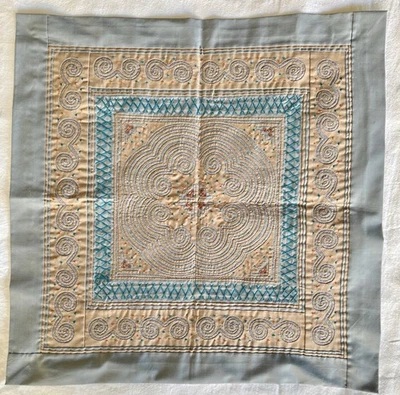 "Arte de pared parche textil artesanal vintage Hmong bordado a mano 19"" cuadrados" Foto 1 de 4