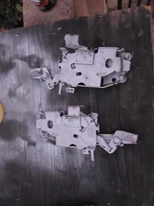 Corvette Original 68 ONLY DOOR LOCKS INSIDE DOOR - Picture 1 of 2