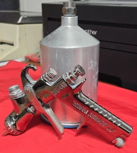 ANEST IWATA LPH-440 PRIMER SPRAY GUN - Picture 1 of 4