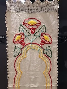 Vintage Handarbeit Natur Leinen & Spitze bestickt Tischläufer Blumen 44" - Bild 1 von 24