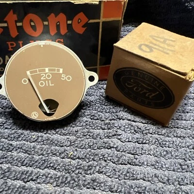 NOS 1939 Ford Standard oil pressure gauge, new in box Hot Rod Rat Rod Trog SCTA — 第 1/4 张图片