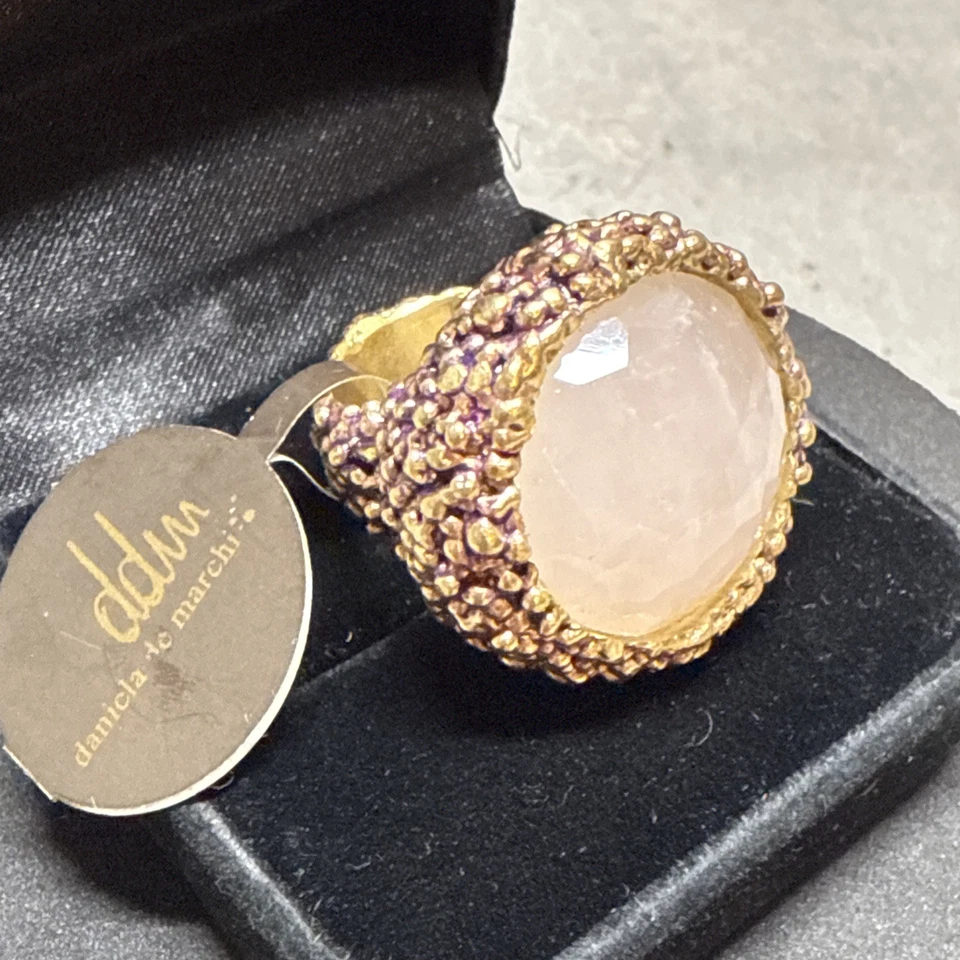 Anillo de cuarzo rosa DANIELA DE MARCHI talla M en latón divino nuevo con etiquetas diseñador italiano Foto 1 de 4