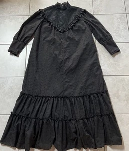 Vintage T&L Muumuu Factory Hawaiian Dress 15/16 Black Lace Textured Hawaii - Picture 1 of 20