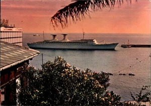 Italy Genova Habour Port Ship 1975 Postcard - Picture 1 of 2