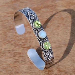 Faceted Peridot & Moonstone Gemstone Cuff 925 Sterling Silver Lovely Bracelet - Picture 1 of 7