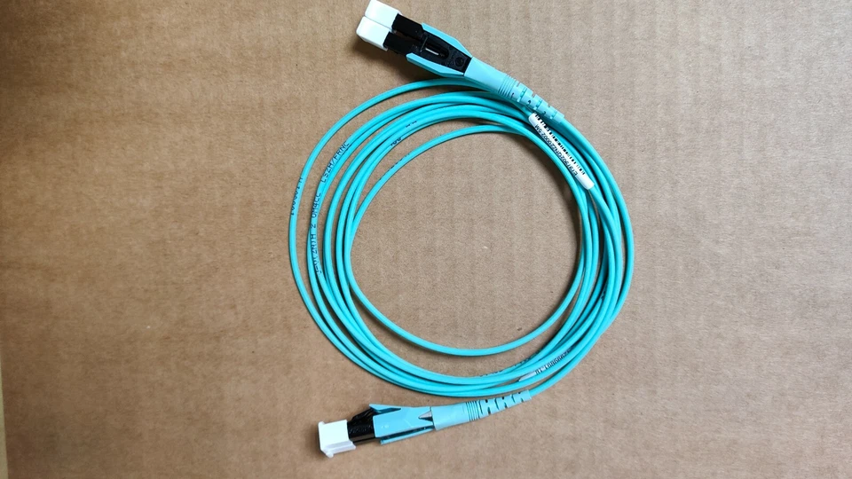 Corning Pretium Edge LC Uniboot to LC Uniboot 50/125 OM4 Multimode Jumper Cable - Photo 1/1