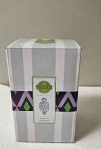AUTHENTIC SCENTSY WHITE PINEAPPLE SOUTHERN HOSPITALITY WARMER NEW IN BOX - Picture 1 of 10