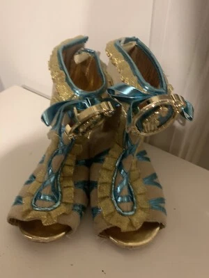 Disney Store Pocahontas Zapatos Con Camafeos Niño Talla 9/10 EE. UU. Foto 1 de 3