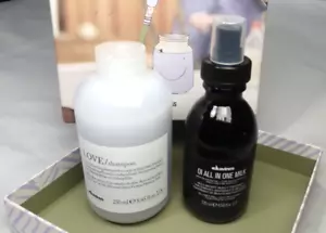 Davines Love Shampoo Coarse/Frizzy "Oi All in one Milk" Hair & Scalp Treatment - Picture 1 of 5