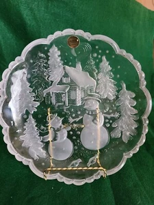 5 Block® Block Crystal Snow Village 9.5 Inch Plate Snowman Cabin Frosted Glass - Picture 1 of 7