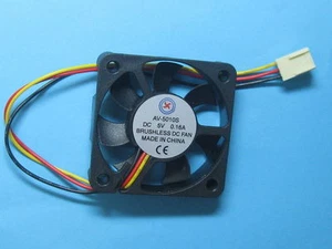 2 pcs Brushless DC Cooling Fan 5V 5010S 7 Blades 50x50x10mm 3pin Sleeve-bearing - Picture 1 of 2