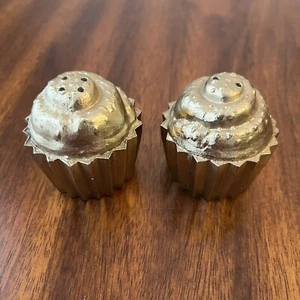 Cupcake Salt & Pepper Shakers • Gold Tone • Anthropologie - Picture 1 of 4
