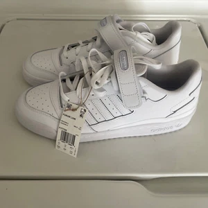 Adidas Forum Low Sneakers - White / White ๐ฅ๐ฅ - Picture 1 of 5