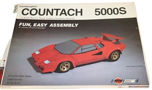 RPM Lamborghini Countach 5000S 1:12 Scale Laser Cut Cardstock Model Kit ungebaut - Bild 1 von 5