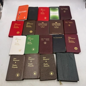 19 Vintage Holy Bible Book Lot Religion Bundle Wholesale Pocket Gideon And Other - Bild 1 von 19
