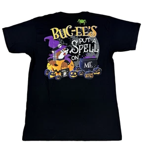 T-shirt nera nuova con etichette Buc-ee's Bucees Put A Spell On Me Halloween 2025 taglia Med - Foto 1 di 5