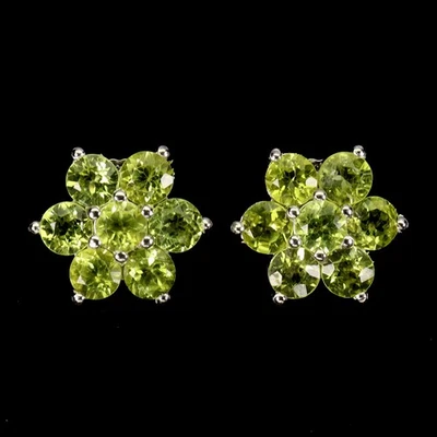 Black Friday 925 Sterling Silver Earrings Round Peridot 4mm Natural Jewelry - Image 1 of 4