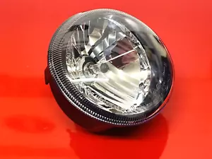 VESPA GTS 125 300 SUPER / S SPORT 2005 TO 2018 FRONT HEAD LIGHT UNIT WITH BULB - Picture 1 of 5
