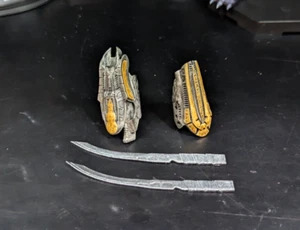 Custom 1/6 Prey Gauntlet and Blade Set (bemalt) - Bild 1 von 3