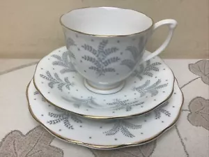 Queen Ane China Fernlea Tea Trio Tea Cup Saucer & Side Plate Superb Condition - Picture 1 of 7