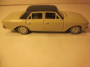FRANKLIN MINT 1/43 DIECAST "1963 RAMBLER 660 CLASSIC 4 DR." CLASSIC'60s SERIES - Picture 1 of 8