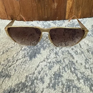 Vintage Laura Biagiotti Sunglasses - Good Condition T 608/S - P07 - 135 - Italy - Picture 1 of 10
