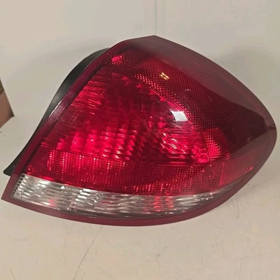 MONTAJE LUZ TRASERA FORD TAURUS 04 05 06 07 PASAJERO 3F1X-13B504-A Foto 1 de 4