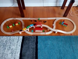 Holzzugset gebraucht - Bild 1 von 8