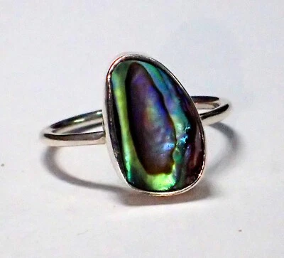 925 Silver Band Ring with Natural Mother of Pearl Size 7.75 Ideal Gift for Women - Image 1 of 4