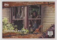 2017 Topps The Walking Dead Season 7 Rust Michonne Reading a Room #24 9aj