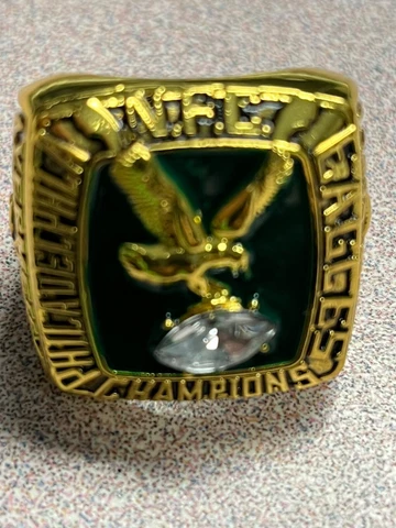 1980 COMMEMORATIVE CHAMPIONSHIP RING SIZE 11 PHILADELPHIA EAGLES Cover