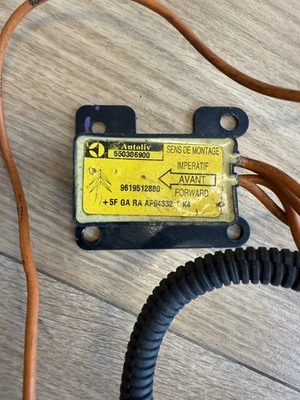 Unidad de módulo de control de seguridad Citroen Peugeot Renault 9619512880 OEM Foto 1 de 2