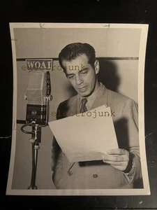 WOAI Radio Broadcast Photo - Will Orlean 1945 - Picture 1 of 2